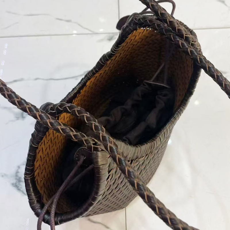 Handgeweven lederen draagtasse - Luxury Bags Of 2026 recensie en prijs