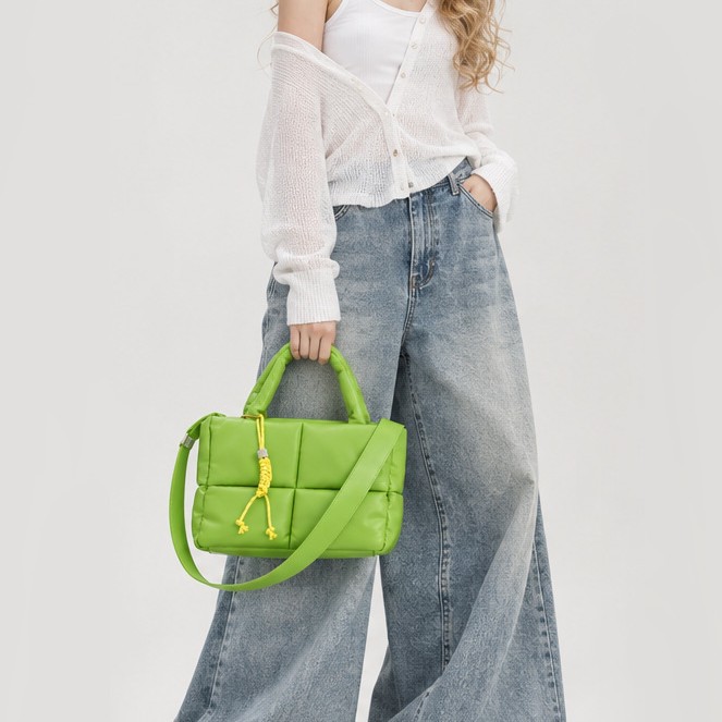 Modieuze gewatteerde tote bag, - Luxury Bags Of 2026 recensie en prijs