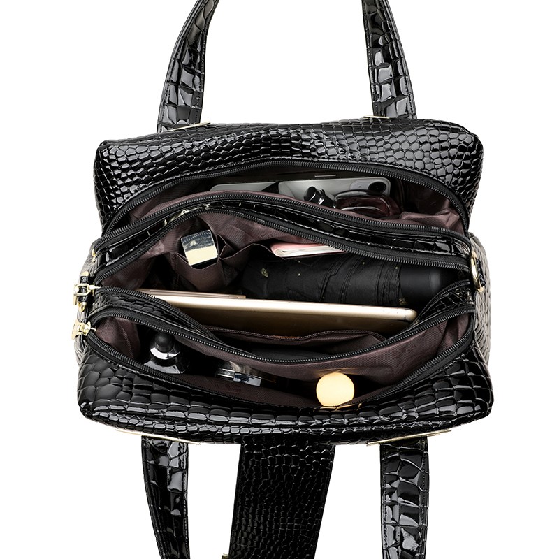 Luxe handtas met krokodillenpr - Luxury Bags Of 2026 recensie en prijs