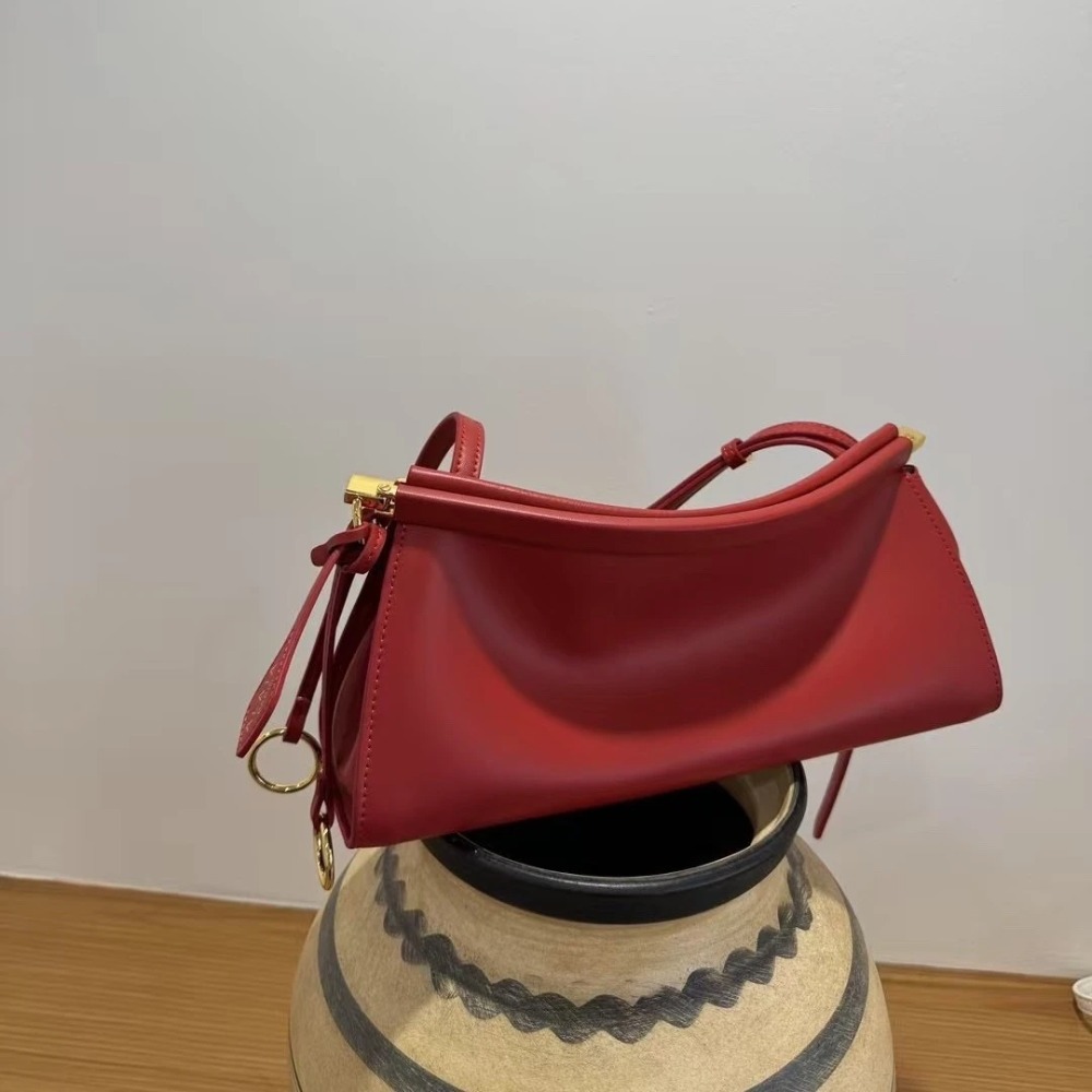 Luxe merk LE CLICK EAST WEST m - Luxury Bags Medium Size recensie en prijs