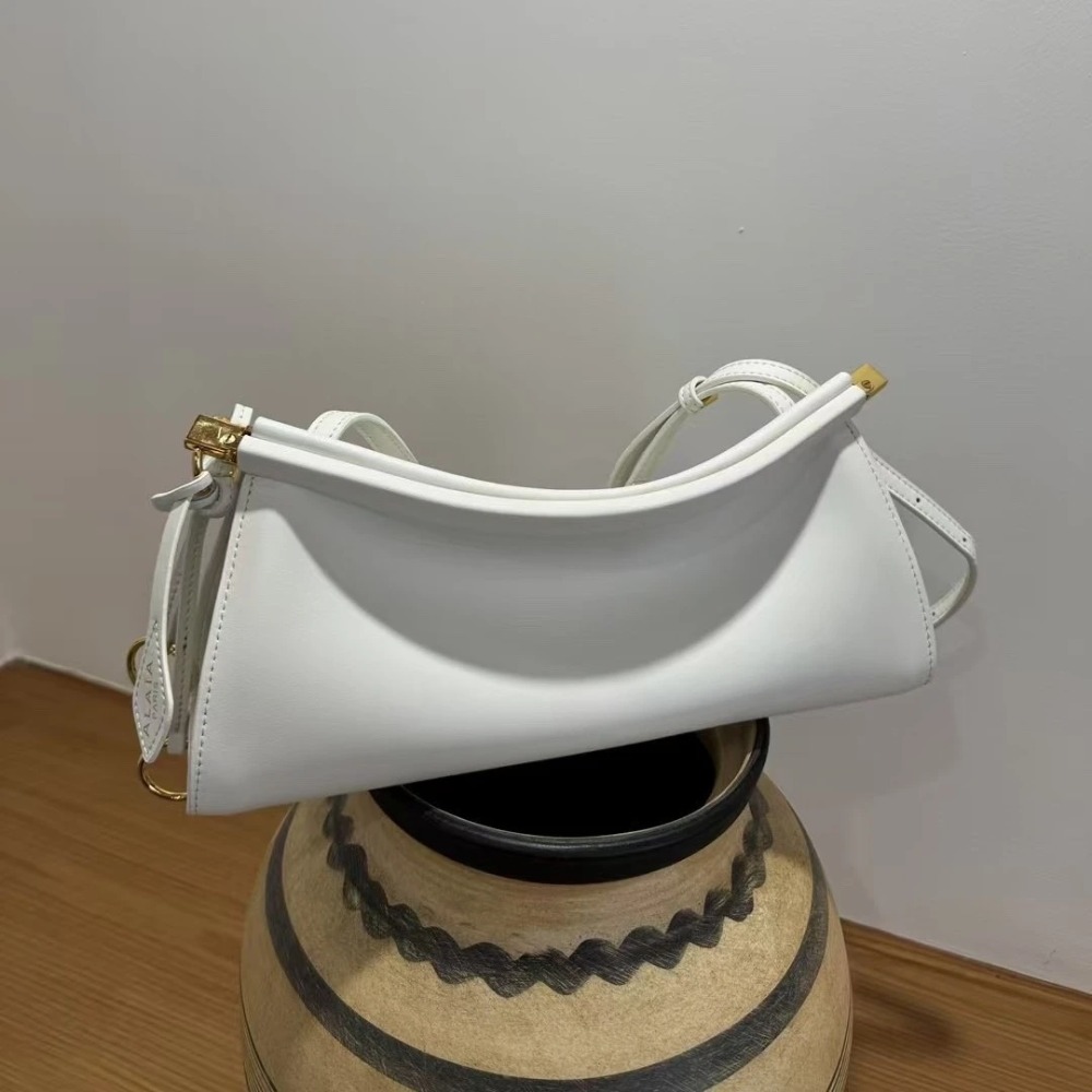 Luxe merk LE CLICK EAST WEST m - Luxury Bags Medium Size recensie en prijs